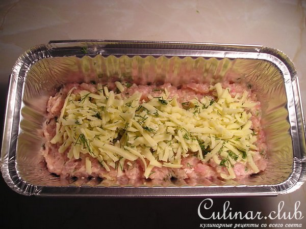 Рулет из индюка с сыром