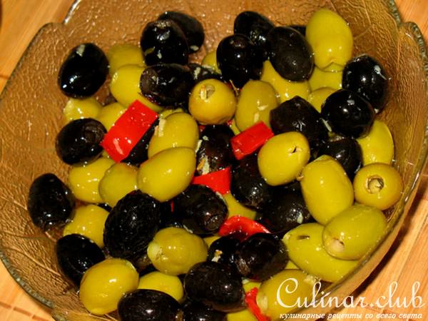 Маринованые оливки