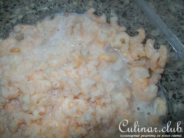 Легкий сырный мусс с креветками, авокадо и болгарским перцем