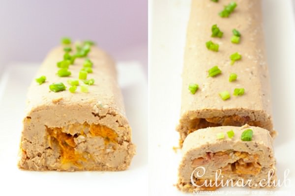 Нутово-печеночный паштет с яркой начинкой из кураги