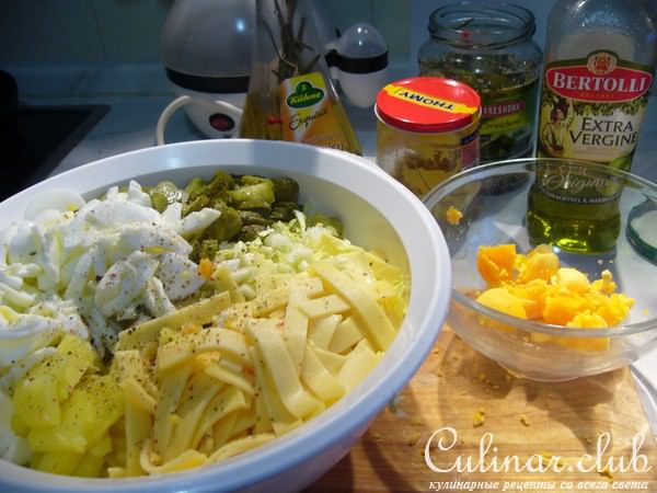 Картофельный салат с сыром