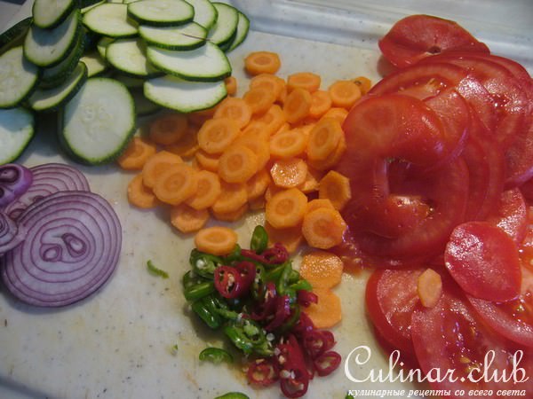 Овощи, запеченные под хрустящей корочкой из пармезана