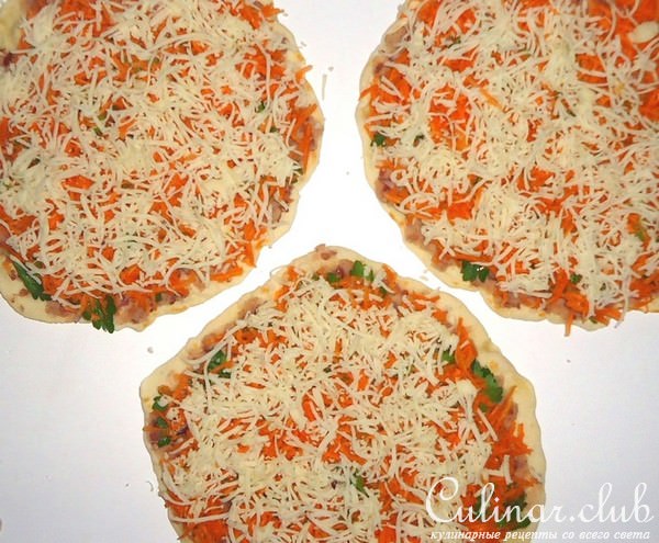 Роллы с фасолью,овощами,зеленью и сыром