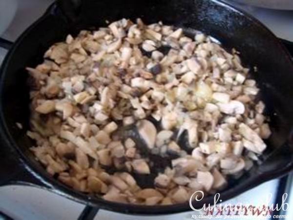 Картофельные лодочки с грибной начинкой.