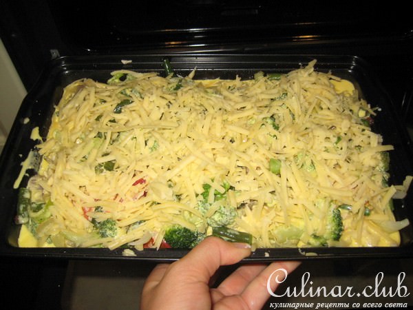 Запеканка из броколи и спаржи