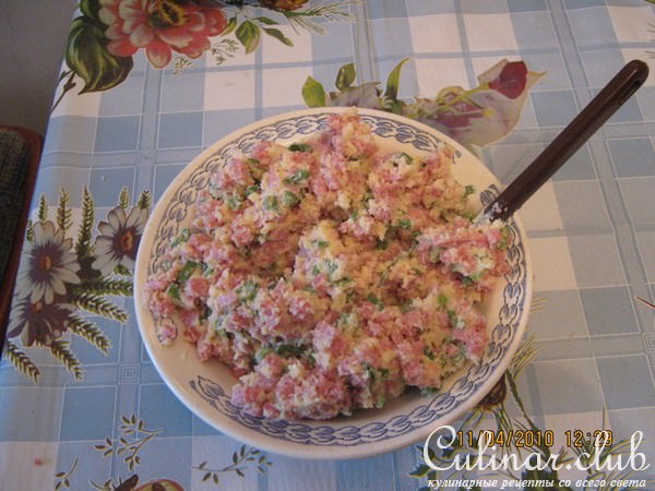 Медальоны из перцев и помидор