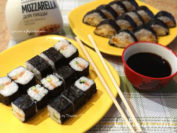 Ролл с моцареллой Unagrande и икрой сазана, ролл с форелью и огурцом