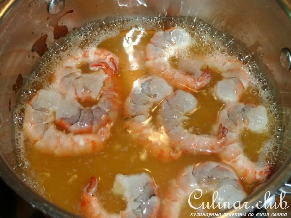 Канапе с креветками и грейпфрутом с кисло-сладким соусом