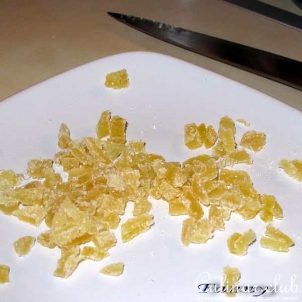 Маффины со сливами и имбирем