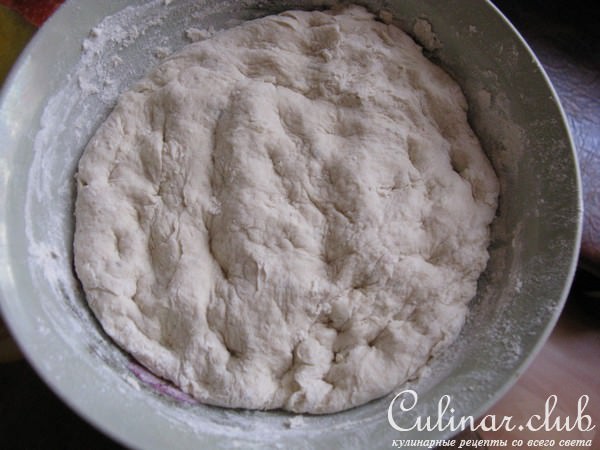Вкуснейшая пицца на тонком кефирном тесте