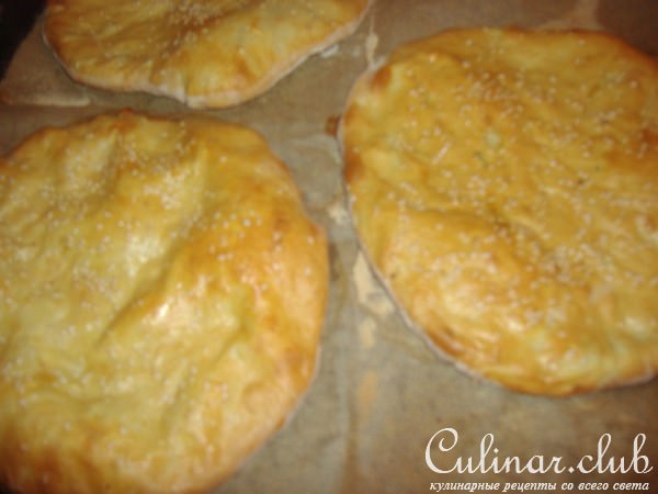 Сырные лепешки