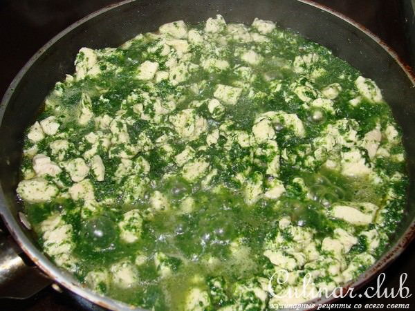 Мясной пирог с курицей и шпинатом