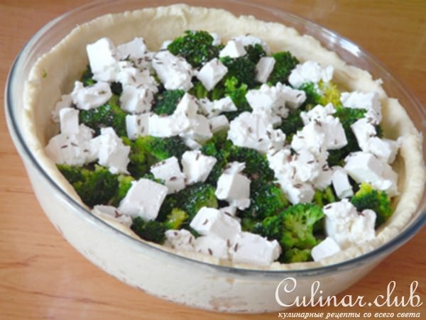 Киш с брокколи и сыром Фета