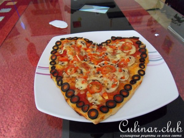 Самое вкусное тесто для пиццы и несколько идей оформления.