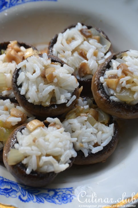 Пирог с грибами и рисом "Грибная полянка"