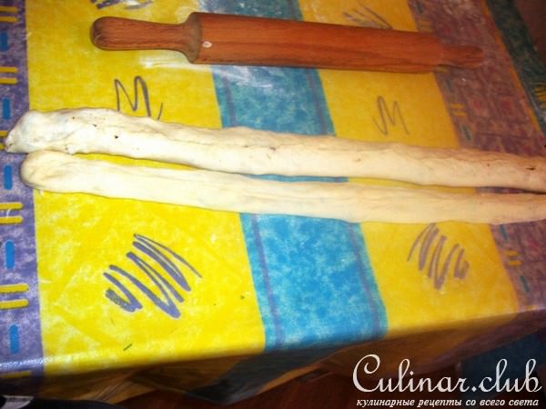 Сырная косичка с грибами + бонус мясной пирог!