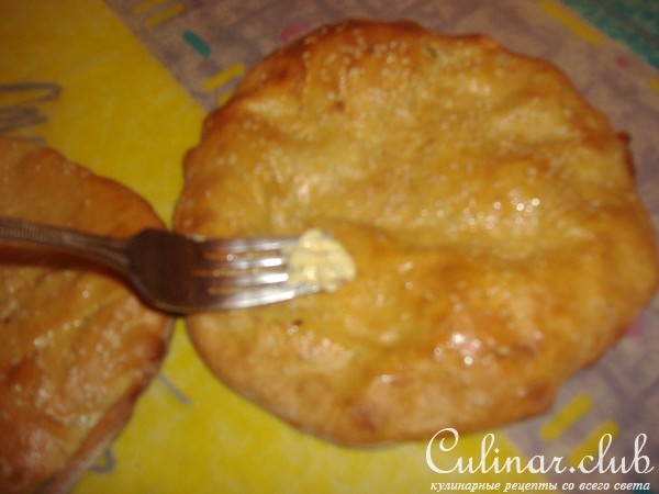 Сырные лепешки
