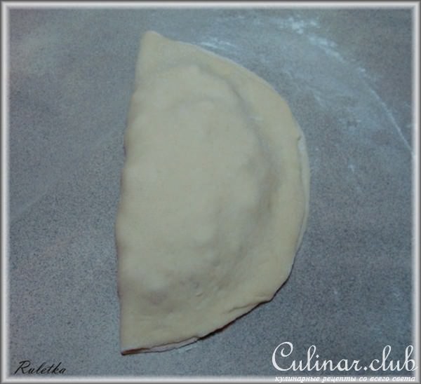 Миникальцоне "Трио" (pizza Calzone, закрытая пицца).