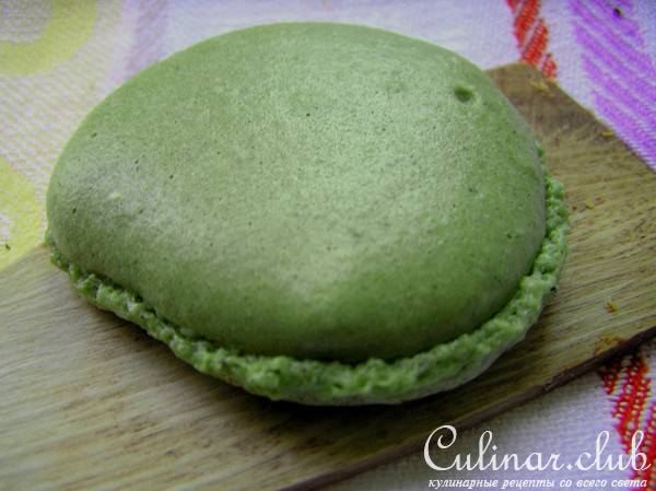 Французские пирожные MACARONS с матча-пудрой