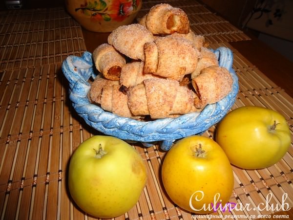 Крошки-рогалики с яблочным джемом