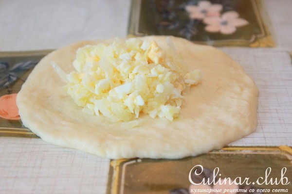 Пирожки с капустой и яйцом