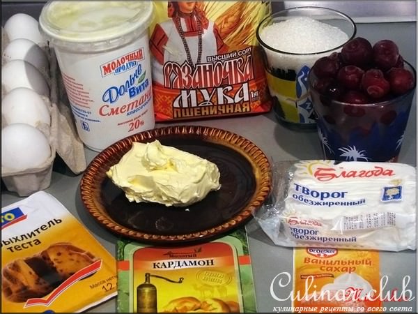 Сочники с вишней и творогом