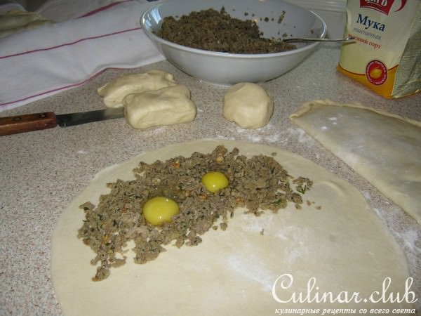 Тунисские пирожки с яйцом. (чебуреки по-восточному)