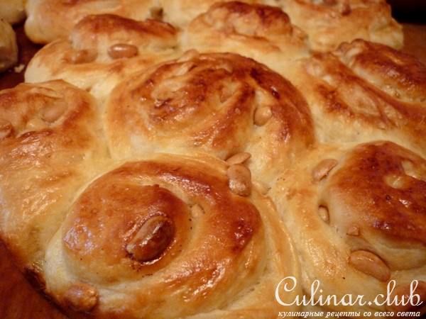 Пирог с черникой и плюшечки с корицей и арахисом по рецепту нашей мамочки-бабулички)))