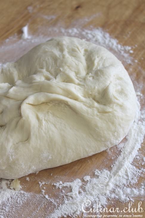 Булочки с бананом и шоколадной пастой