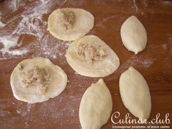 Пирожки домашние на сковороде(вариант)