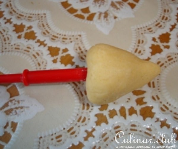 Фиалки из мастики