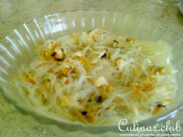 Фунчоза с баклажанами и курицей