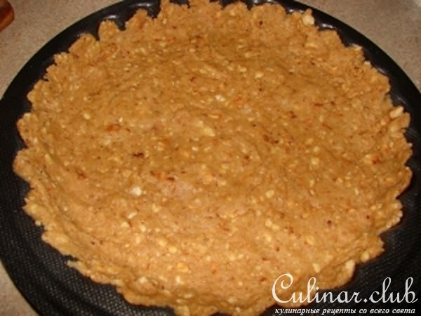 Простой пирог со сгущёнкой