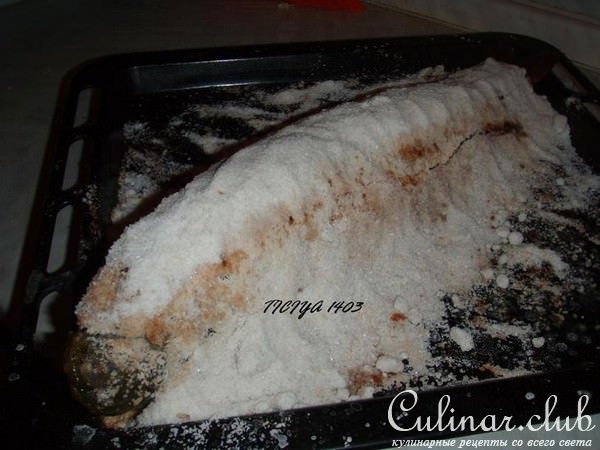 Рыба запеченая в соли