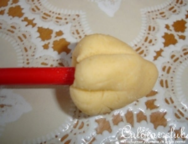 Фиалки из мастики