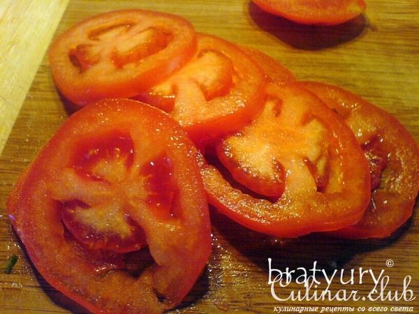 Салат из крапивы и овощей