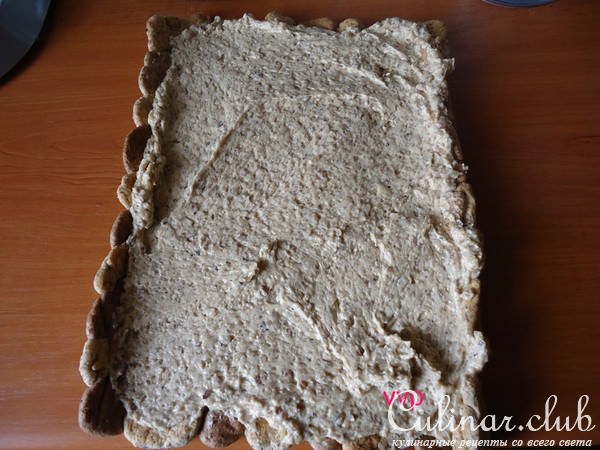 Шоколадно-ореховый рулет с ореховым кремом