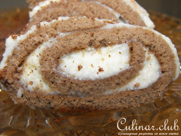 Рулет с кремом из маскарпоне