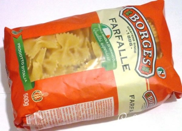 Теплый салат с фарфале и запеченными овощами