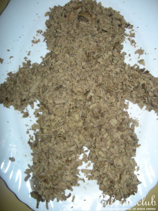 Салат "Робот" из куриной печени со свеклой