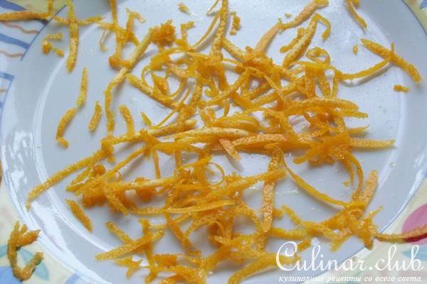 Десертный салат из клубники с киви