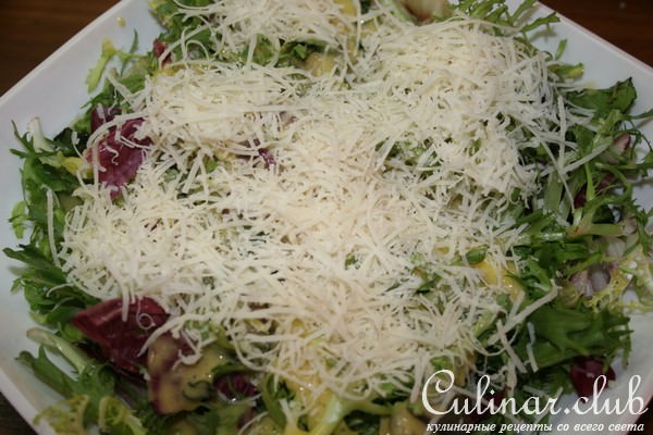 Салат с горчичным соусом