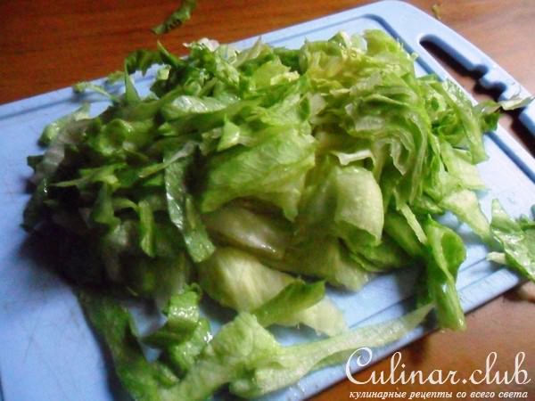 Салат с кускусом и зернёным творогом