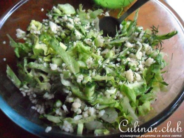 Салат с кускусом и зернёным творогом
