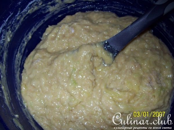 Кабачковый кекс с орехами.