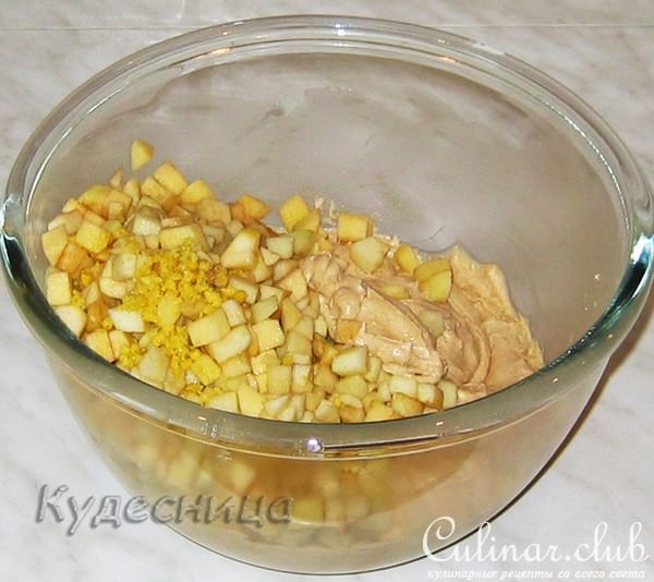 Яблочный бисквитный пирог (вариант)