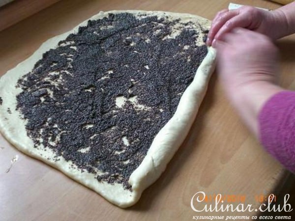 Маковый пирог-рулет