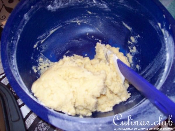 Пирог с ревенем и клубникой.