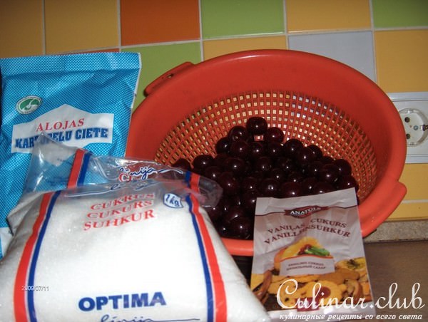 Пирог вишневый