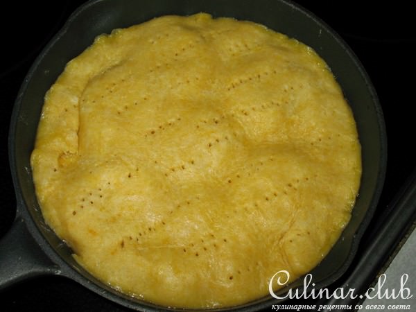 Перевернутый пирог (Tarte Tatin) с абрикосами.